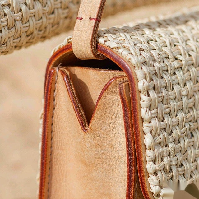 The Isla Crossbody