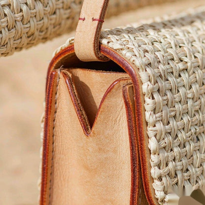 The Isla Crossbody